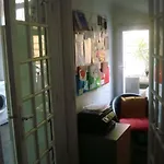 Hostel Glamorgan *