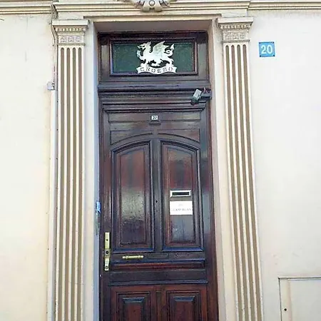 Хостел Glamorgan *