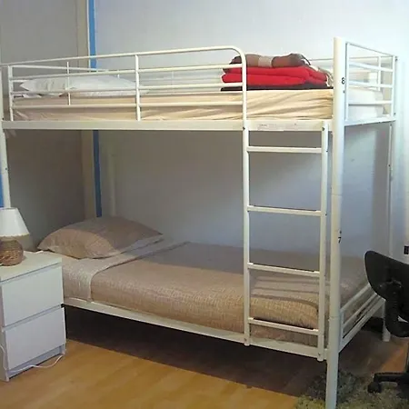 Hostel Glamorgan *