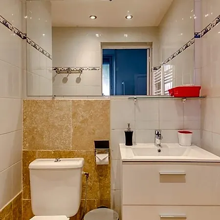 Glamorgan Hostel