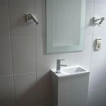格拉摩根旅舍 * 昂蒂布