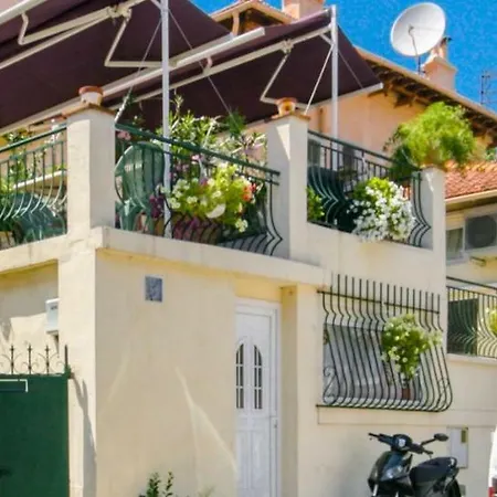 Glamorgan * Antibes