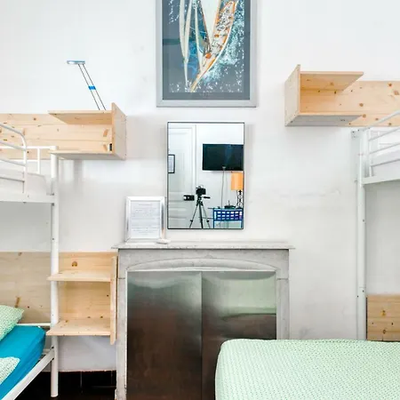 Hostel Glamorgan