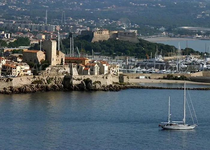 Glamorgan * Antibes